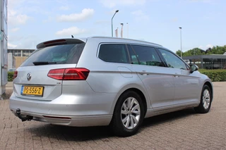 Volkswagen Passat Volkswagen Passat 1.4 TSI 125pk BMT Comfortline Business | Orig. NL | Trekhaak | Virtual dashboard | Carplay | - afbeelding nr 20
