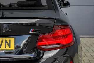 BMW M2 BMW M2 2-serie Coupé DCT Competition 411PK Shadow Schuifdak Leer 19