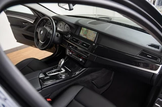BMW 5 Serie BMW 5-serie Touring 520i 184 PK|M-Sport Executive|Org NL|1ste Eig|Leder|Navi Pro|Xenon|Dealer Onderhouden - afbeelding nr 20