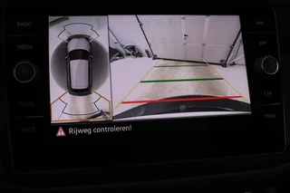 Volkswagen Tiguan Volkswagen Tiguan 1.5 TSI R-Line | Panoramadak | 360 camera | Trekhaak | Full LED | Stoelverwarming | Carplay | Harman-Kardon | Adaptive cruise | Navigatie - afbeelding nr 14