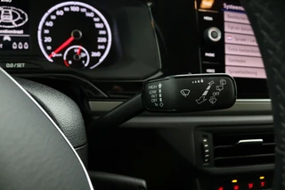 Volkswagen Polo Volkswagen Polo 1.0 TSI Comfortline Business | Navi | PDC | - afbeelding nr 22