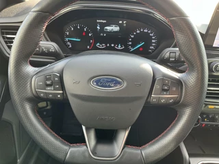 Ford Focus Ford Focus Wagon 1.0 EcoBoost Hybrid ST-Line 155PK Camera Winterpack Cruise Climate Navi Keyless Privacy Glass *Dealer Onderhouden* - afbeelding nr 17