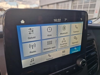 Ford Transit Ford Transit 2.0 TDCi EcoBlue 330 L2 Trend 170pk | 2x Zijschuifdeur | 3 Zitplaatsen Leder | Camera |  Apple Carplay Android Auto | Cruise | PDC | - afbeelding nr 12