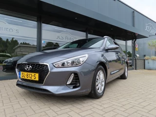 Hyundai i30 Hyundai i30 1.4 T-GDI Aut. Ecc Cruise Navi Trekhaak Pdc 2018 - afbeelding nr 1