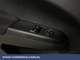 Ford Transit Courier Ford Transit Courier 1.5 TDCI L1H1 Euro6 Airco | Navigatie | Cruisecontrol | Stoelverwarming | Verwarmde Voorruit, Parkeersensoren - afbeelding nr 17
