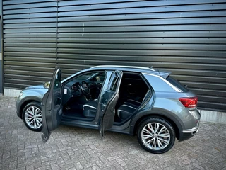 Volkswagen T-Roc Volkswagen T-Roc 2.0 TSI 4Motion 190PK! AUT|NAVI|ACC|DCC|LANE|CARPLAY - afbeelding nr 7