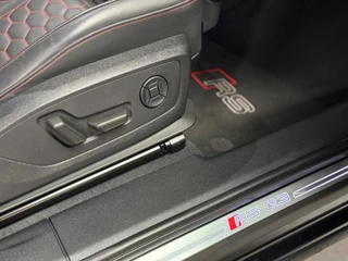 Audi RSQ3 Audi RS Q3 TFSI | Pano | Schaalstoelen | B&O | Keyless | Camera | Carbon | DAB - afbeelding nr 14