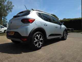 Dacia Sandero Stepway Dacia Sandero Stepway 1.0 TCe Comfort Automaat (Vol-Opties!) - afbeelding nr 2