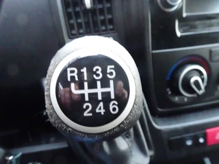 Peugeot Boxer Peugeot Boxer 330 2.0 BlueHDI L2H2 Premium Pack 3 zits airco 67398 km !!!!!!! - afbeelding nr 11