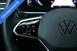 Volkswagen Tiguan Volkswagen Tiguan 1.5 TSI / 2x R-Line / Black Style / VC / HeadUP / H&K / Camera / LED / Trekhaak / 19