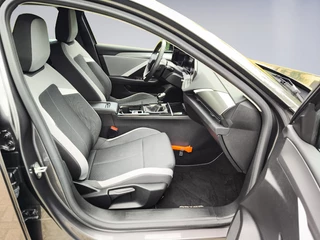 Opel Astra Opel Astra 1.2 Edition (111 PK) 1e-Eig. & Dealer-Onderh. BOVAG-Garantie. NL-Auto. - afbeelding nr 23