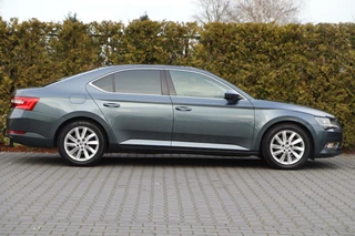 Škoda Superb Skoda Superb 1.4 TSI ACT DSG Aut. Style Carplay|Ecc|Navi|Pdc|Lmv|Iso-fix - afbeelding nr 4