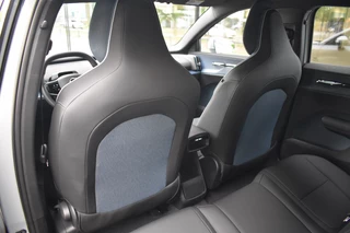 Volvo EX30 Volvo EX30 Extended Range Core 272pk/69kWh | Climate | Camera - afbeelding nr 17