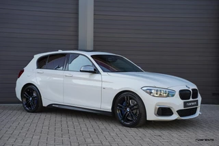 BMW 1 Serie BMW 1-serie M140i LCI2 | Schuifdak | Navi Pro | 719M | M Sport onderstel | Zaero diffuser | Alpinweiss - afbeelding nr 8