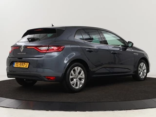 Renault Mégane Renault Mégane 1.3 TCe Limited | 54.200km NAP | Automaat |  Camera | Navigatie | Climate control | Keyless | Parkeerhulp | Getint glas | Cruise control - afbeelding nr 27