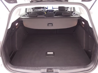 Ford Focus Ford Focus Wagon 1.0 EcoBoost Trend Edition Business AIRCO / NAVI / PDC / BLUETOOTH / CRUISE / CARPLAY / NL-AUTO - afbeelding nr 40