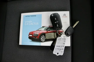 Citroën C4 Cactus Citroen C4 Cactus 1.2 PureTech Shine grijs/zwart - afbeelding nr 30