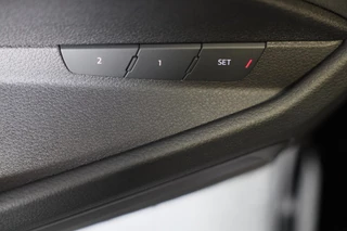 Audi e-tron Audi E-tron Sportback 55 Quattro S Line 95 kWh / Acc / Lane Assist / Elek Stoelen / 360 Camera / Sfeerverlichting / Open Panorama - afbeelding nr 9