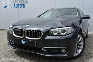 BMW 5 Serie BMW 520d Touring Luxury Mineralgrau Leder Pano HUD 360°Cam Comfortstoelen Keyless 18