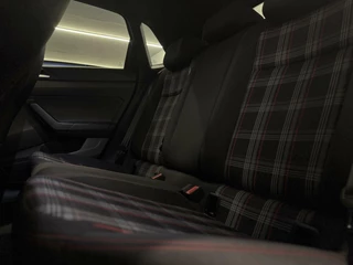 Volkswagen Polo Volkswagen Polo 2.0 TSI GTI|Pano|Beats|Virtual|Laneast.|Keyl - afbeelding nr 39