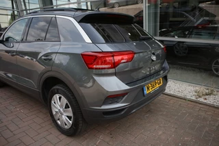 Volkswagen T-Roc Volkswagen T-Roc 1.0 TSI Sport | Pano | - afbeelding nr 21