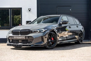 BMW 3 Serie Touring 330e M stoel Pano H&K HUD DravitGrau