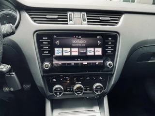 Škoda Octavia OCTAVIA 1.0 BUSINESS COMBI |LEER|CARPLAY|TREKHAAK|STOELV. - afbeelding nr 13