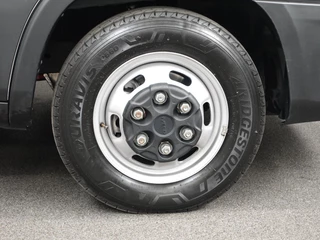 Iveco Daily Iveco Daily 3.0 180pk Automaat Bakwagen Laadklep 440x211x235 Airco Cruise control LED Navi Camera - afbeelding nr 22