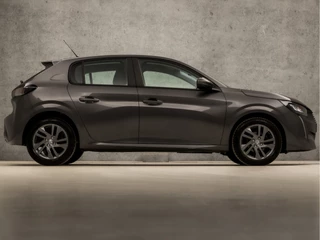 Peugeot 208 (APPLE CARPLAY, GROOT NAVI, PARKEERSENSOREN, SPORTSTOELEN, LM VELGEN, LANE ASSIST, CRUISE, NIEUWE APK, NIEUWSTAAT) - afbeelding nr 4