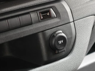 Peugeot Expert Peugeot Expert 180pk Automaat L3H1 Long Premium Navigatie Apple Carplay Trekhaak Imperiaal Airco Cruise control - afbeelding nr 25
