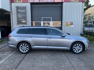 Volkswagen Passat Volkswagen Passat Variant 1.4 TSI GTE HIGHLINE - afbeelding nr 14