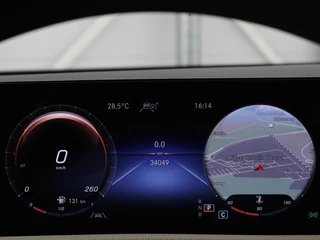 Mercedes-Benz CLA Mercedes-Benz CLA-klasse Shooting Brake 180 Luxury Line | Camera | Leder |  Sfeerverlichting | Stoelverwarming | Adaptive cruise | Navigatie | LED - afbeelding nr 29