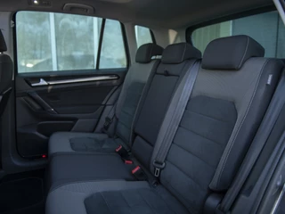 Volkswagen Golf Sportsvan | LED | Pano | Trekhaak wegklapb. | Park Assist | Voorruitverwarming | Camera achter | Winterpakket | Navi | ACC | Alarm | Spiegelpakket - afbeelding nr 5