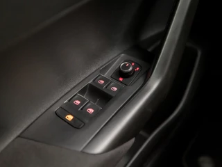 Volkswagen Polo (APPLE CARPLAY, CLIMATE, LM VELGEN, SPORTSTOELEN, PARKEERSENSOREN, CRUISE, NIEUWE APK, NIEUWSTAAT) - afbeelding nr 22