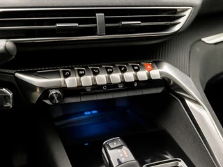 Peugeot 3008 Peugeot 3008 1.2 PureTech Sport Automaat (APPLE CARPLAY, GROOT NAVI, 360 CAMERA, CLIMATE, SPORTSTOELEN, LANE ASSIST, CRUISE, NIEUWSTAAT) - afbeelding nr 9