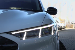 Ford Mustang Mach-E Ford Mustang Mach-E GT Extended AWD 98 kWh 487pk | Full LED | Panoramadak | Winterpack | Adaptieve Cruise - afbeelding nr 4