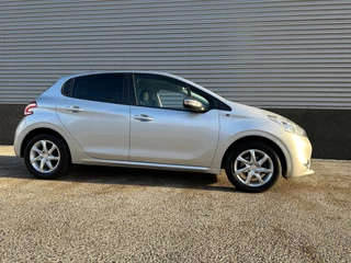 Peugeot 208 Peugeot 208 1.2 PureTech Style/Airco/NAP/navi/LM-velgen/dealer ondh/2 sleutels - afbeelding nr 12