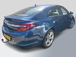 Opel Insignia Opel Insignia 1.4 T EcoFLEX Edition 140pk Trekhaak | Achteruitrijcamera | Navigatie | Climate control | Cruise control - afbeelding nr 4