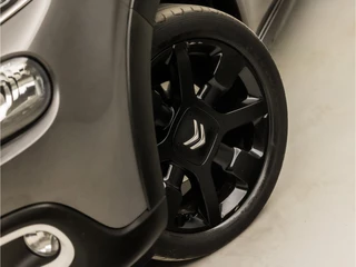 Citroën C3 Citroën C3 1.2 PureTech Sport (APPLE CARPLAY, GROOT NAVI, CAMERA, LANE ASSIST, GETINT GLAS, SPORTSTOELEN, CRUISE, PARKEERSENSOREN, NIEUWSTAAT) - afbeelding nr 17