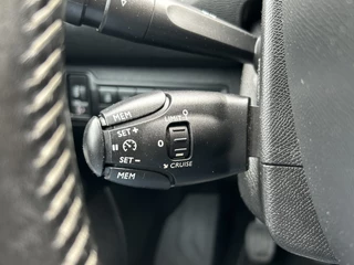 Peugeot 308 50% deal 2.975,- ACTIE PDC achter / LMV / Cruise / Navi / Clima - afbeelding nr 8