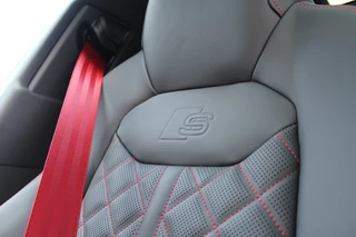 Audi Q8 Audi Q8 60 TFSI e quattro Pro Line S Competition | Panoramadak | Massage | 23'' | Vierwielbesturing | Trekhaak | Koeling | OLED - afbeelding nr 14