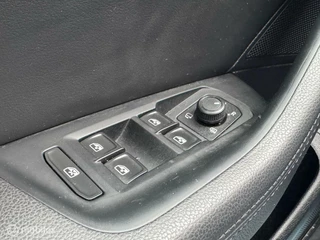 Volkswagen Passat Volkswagen Passat Variant 1.4 TSI GTE DSG LEDER/PANO/AIRCO - afbeelding nr 31