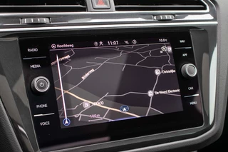 Volkswagen Tiguan - All-in rijklrprs | Leer | Elekt. panodak | Nav | IQ LED - afbeelding nr 20