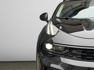 Lynk & Co 01 Lynk & Co RS Shadow Edition 01 1.5 262PK Trekhaak Pano 360°Navi Adapt cruise 262PK Elekr. Achterklep - afbeelding nr 2