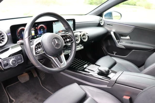 Mercedes-Benz A-Klasse Mercedes A-klasse 250 e phev widescreen cockpit leder stoelverwarming sfeerverlichting climate&cruise control sportzetels - afbeelding nr 12