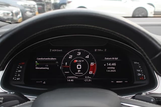 Audi SQ7 Audi SQ7 4.0 TDI quattro GRIJS KENTEKEN / Trekhaak / Panoramadak / 360Camera / Head-up / 23'' / Luchtvering / Keyless / Bose / Dodehoek / DAB / Apple CarPlay / Nachtzicht / Matrix LED / ACC / Stoelverwarming - afbeelding nr 22