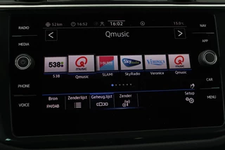 Volkswagen Tiguan Volkswagen Tiguan 1.5 TSI Life | Stoelverwarming | Trekhaak | LED Plus | Camera | Massage | Navigatie | Adaptive cruise | Ergo Active | Navigatie | Keyless - afbeelding nr 27