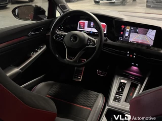 Volkswagen Golf Volkswagen Golf 8 GTI 2.0 TSI Clubsport 45 Akra IQ HUD PANO - afbeelding nr 26