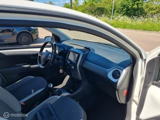 Toyota Aygo Toyota Aygo 1.0 VVT-i x-play 5 deurs airco, camera - afbeelding nr 20