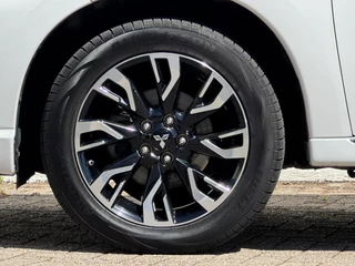 Mitsubishi Outlander Mitsubishi Outlander 2.0 PHEV Executive Edition Camera Navigatie systeem Cruise Led verlichting - afbeelding nr 14